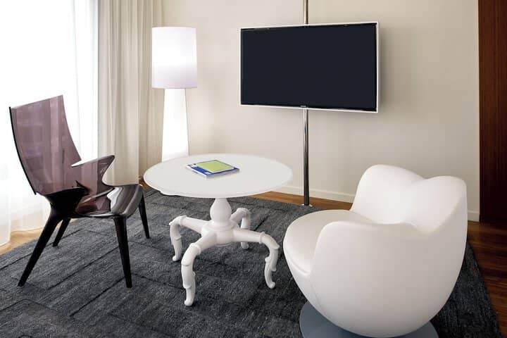 Room 26 of 80